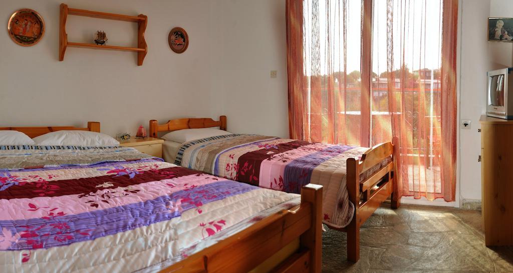 Aris Pension Agia Paraskevi (Kassandra) Exterior foto